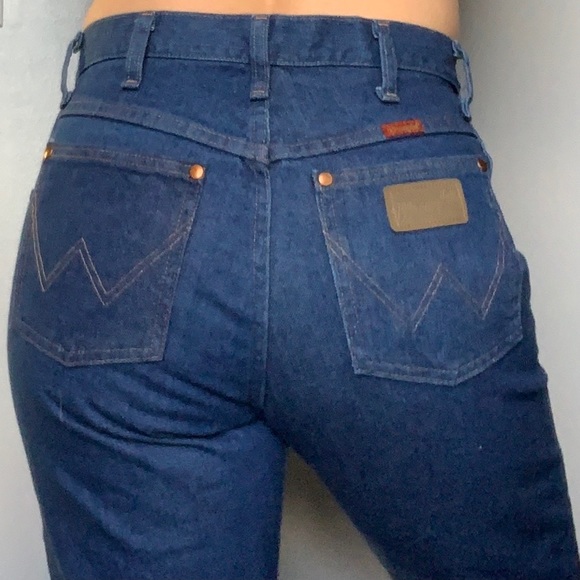 Wrangler Denim - Wrangler cowboy cut jeans leather patch